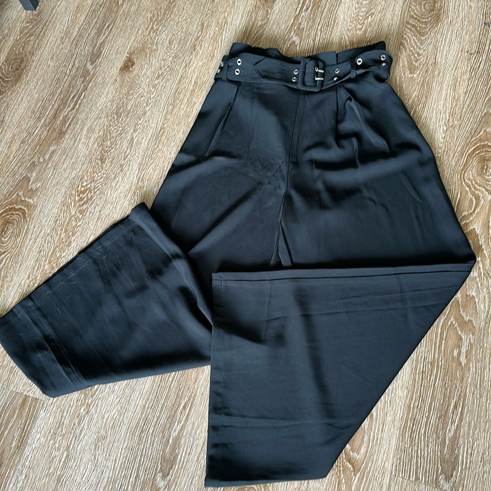 Black wide leg flowy paper bag dress pants - size small